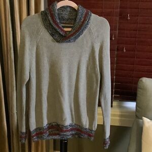 Tommy Hilfiger Gray Crewneck Sweater with Red and Blue Accents
